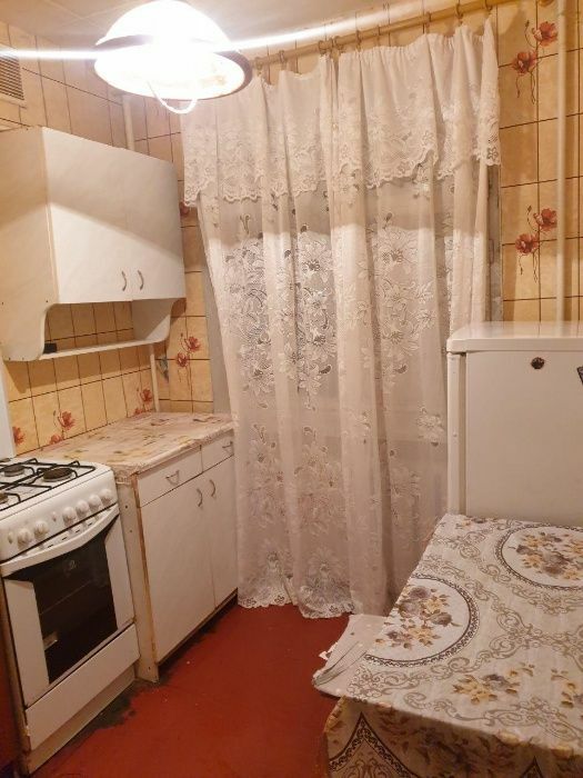 Продаж 1-кімнатної квартири 33 м², Тракторобудівників просп., 83