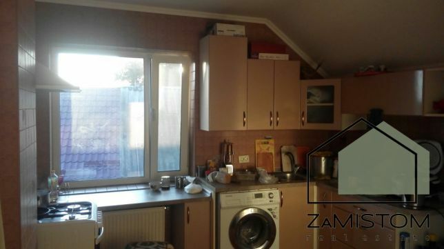 Продаж будинку 180 м², Знатна ул., 6