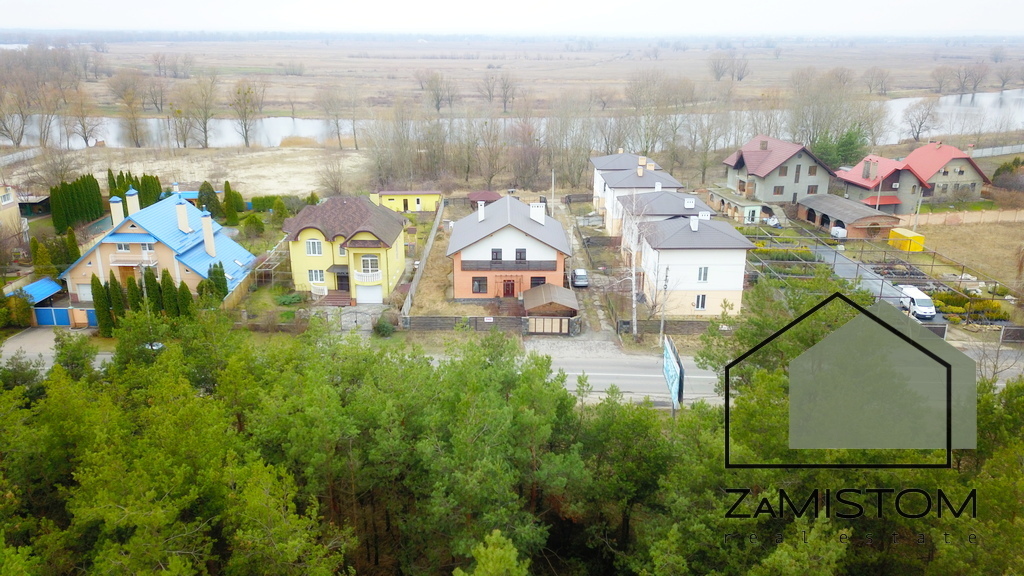 Продаж будинку 270 м², Карликова ул., 9