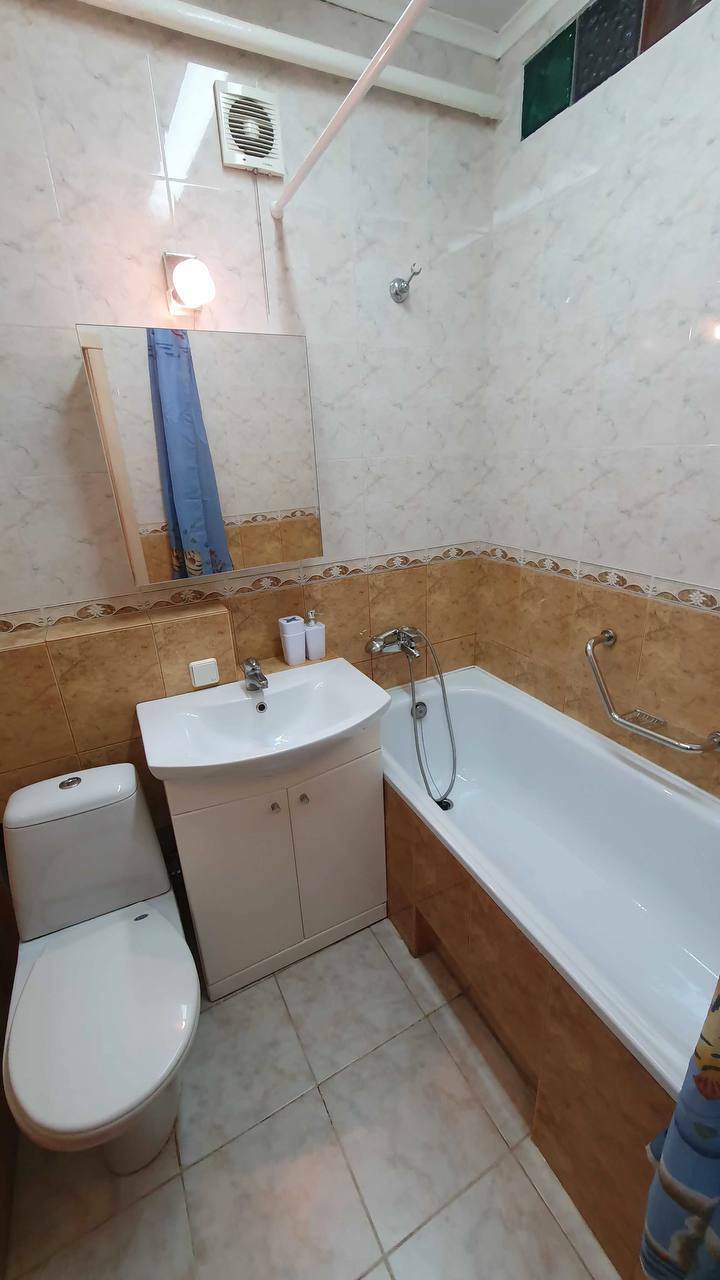 Аренда 2-комнатной квартиры 50 м², Сергея Ефремова ул., 2А