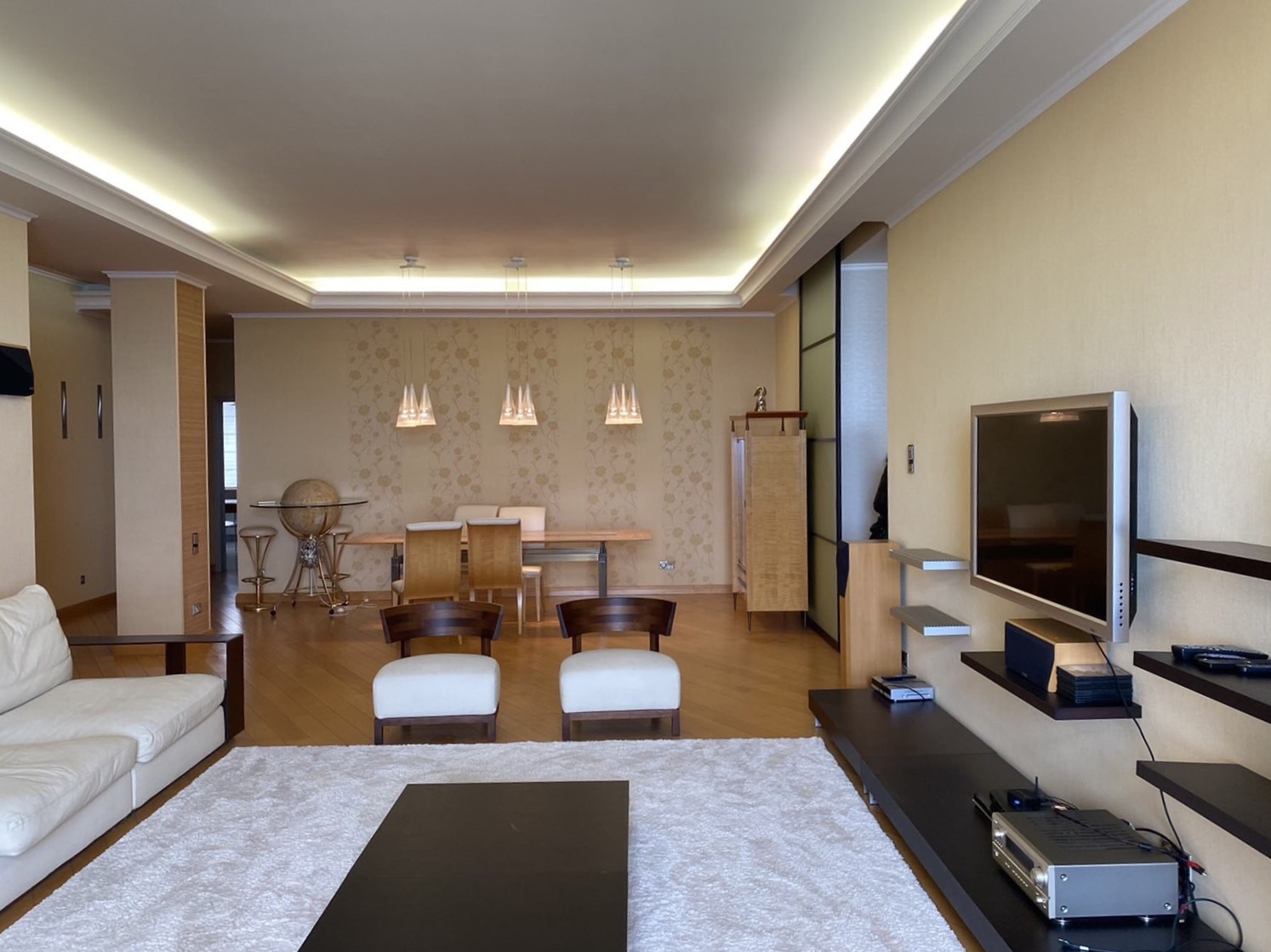 Продаж 3-кімнатної квартири 177 м², Черноморский 1-й пров.