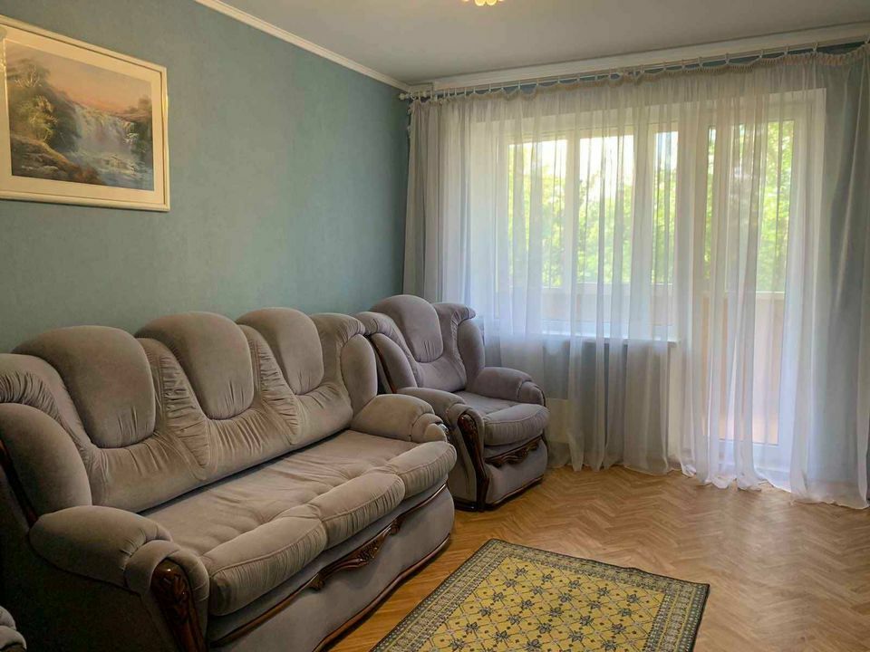 Оренда 2-кімнатної квартири 48 м², Бурштинова вул., 42