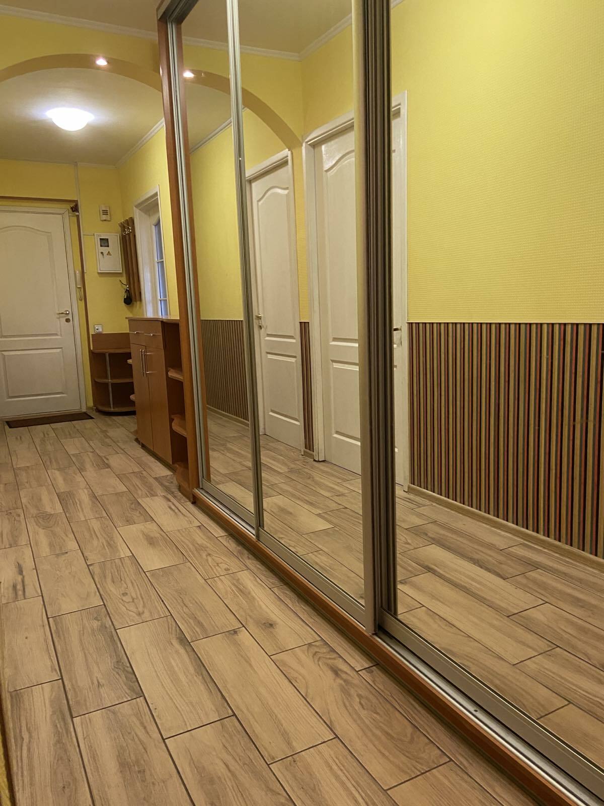 Аренда 3-комнатной квартиры 70 м², Маршала Малиновского ул., 60