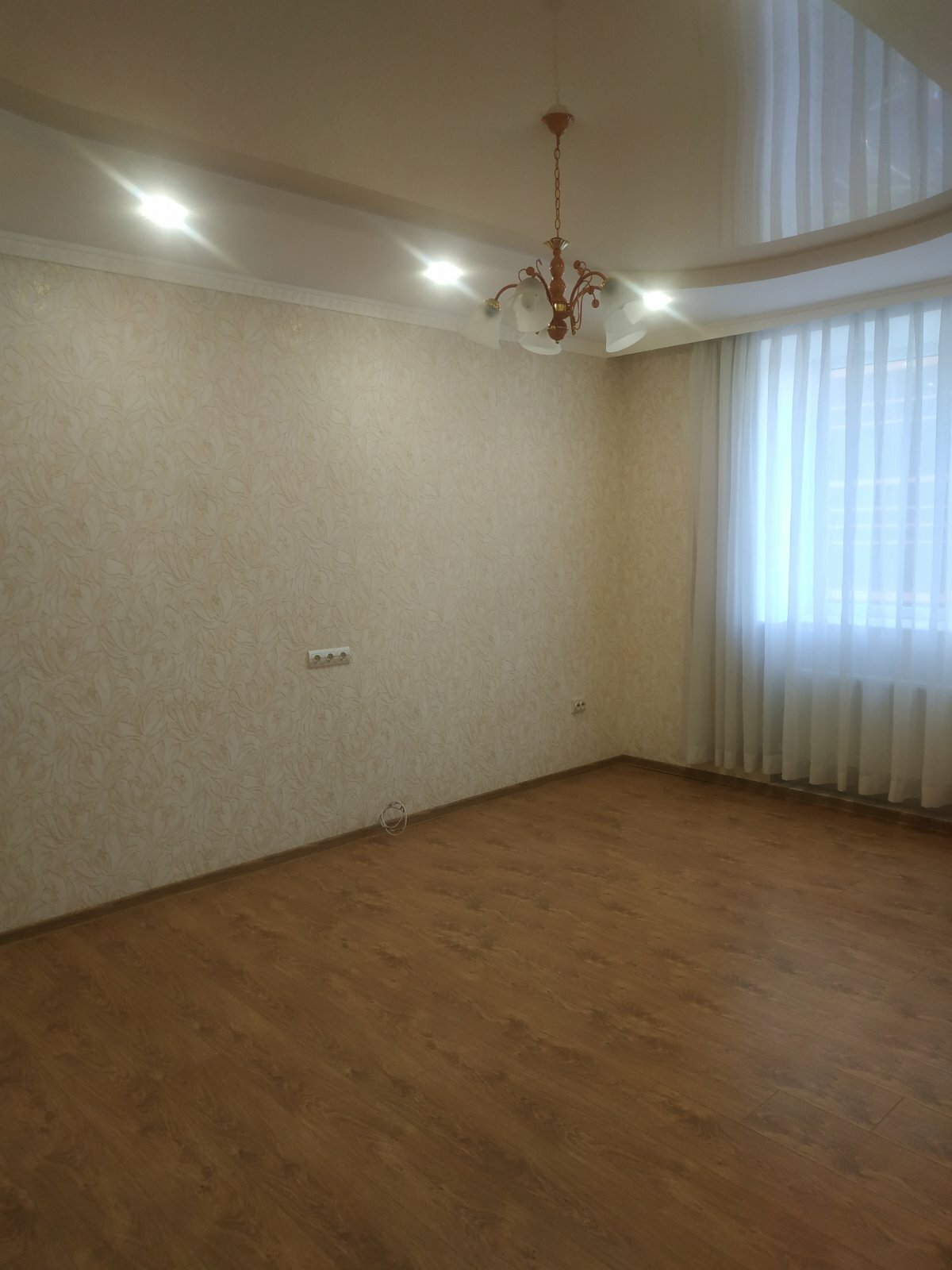 Продаж 2-кімнатної квартири 52 м², Панаса Мирного вул., 3