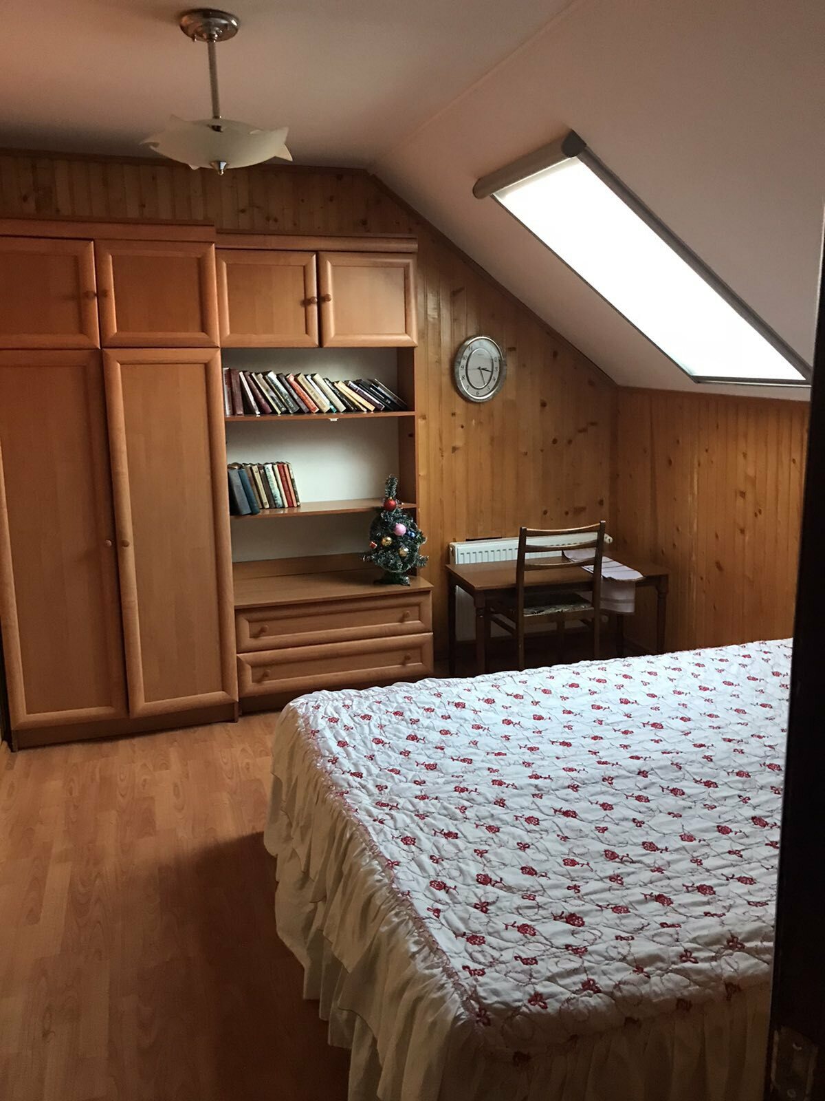Дом посуточно 250 м², Садовая ул.