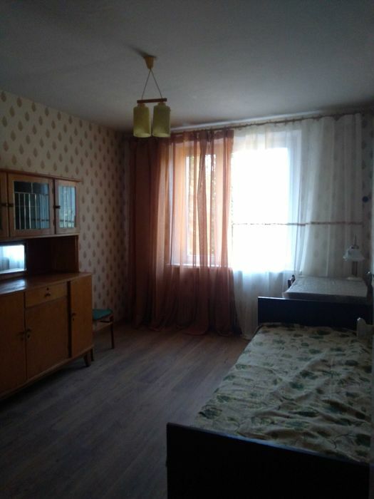 Продаж 3-кімнатної квартири 65 м², Героїв Праці вул.