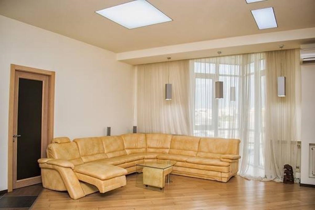Продажа 4-комнатной квартиры 181 м², Кислородная ул., 001
