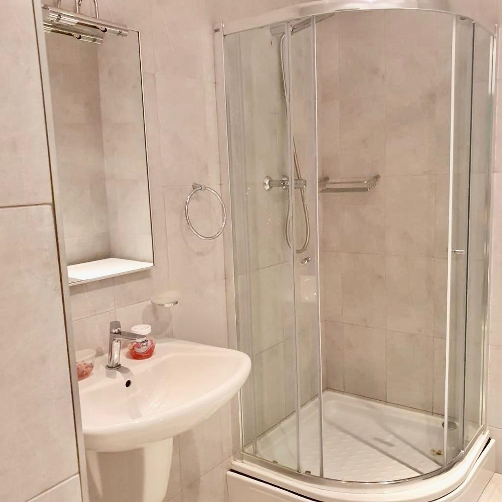 Продажа 4-комнатной квартиры 160 м², Владимира Вернадского ул., 35