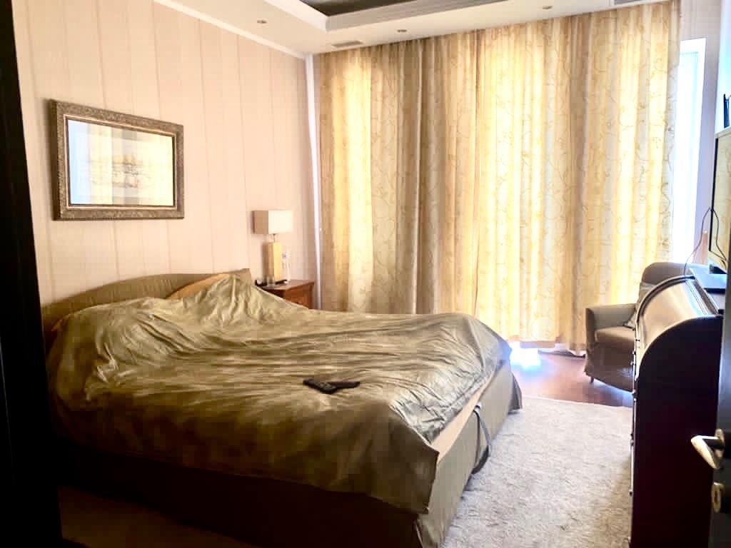 Продаж 3-кімнатної квартири 155 м², Василя Жуковського вул., 21А