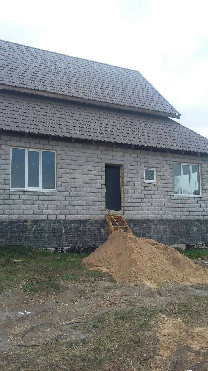 Продаж адміністративної будівлі 400 м²