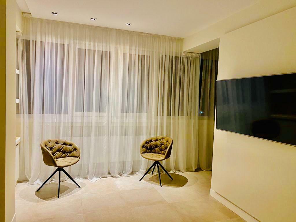 Продаж 4-кімнатної квартири 123 м², Бригадна вул., 11