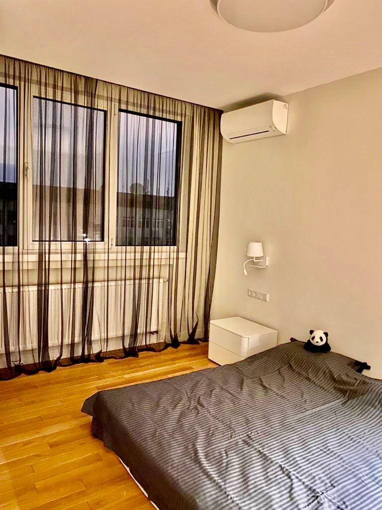 Продаж 4-кімнатної квартири 123 м², Бригадна вул., 11