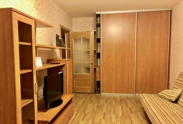 Продаж 2-кімнатної квартири 47 м², Героїв Праці вул., 60