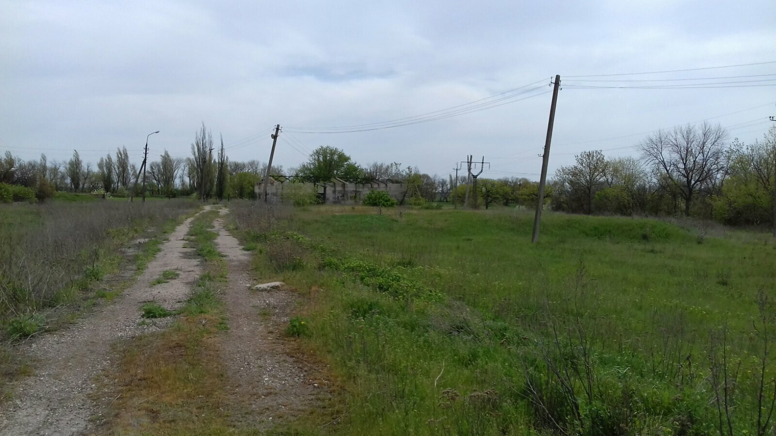 Продаж комерції 7000 м², Шахтерский пров., Харцызск,Чехова ул., 111