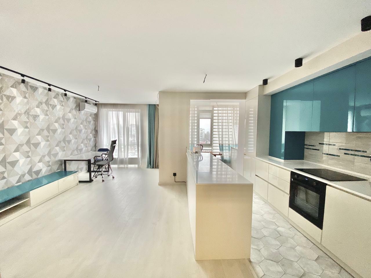 Продажа 5-комнатной квартиры 172 м², Василия Жуковского ул., 001