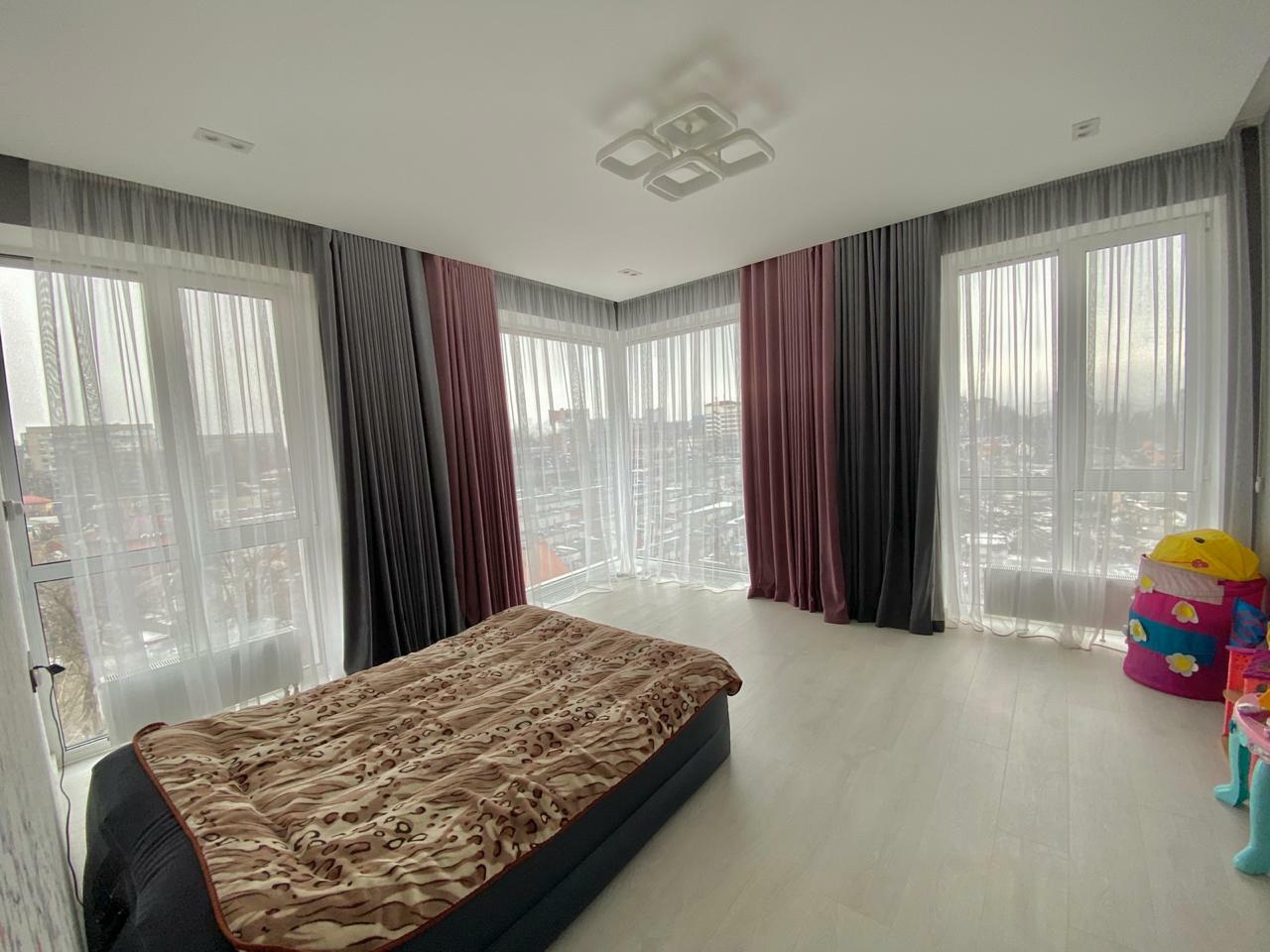 Продажа 5-комнатной квартиры 172 м², Василия Жуковского ул., 001