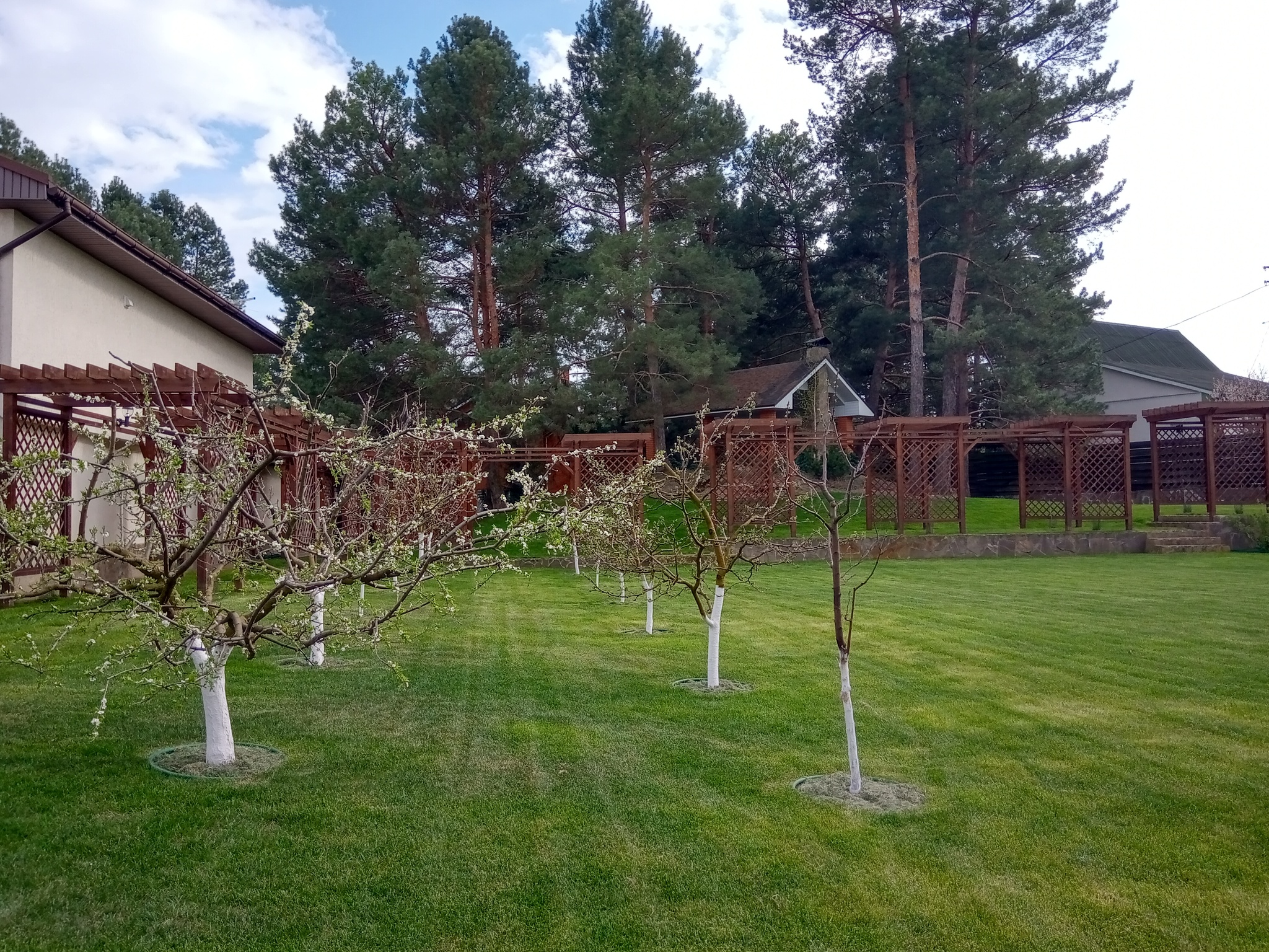 Будинок подобово 300 м², Ивана Кудри ул.