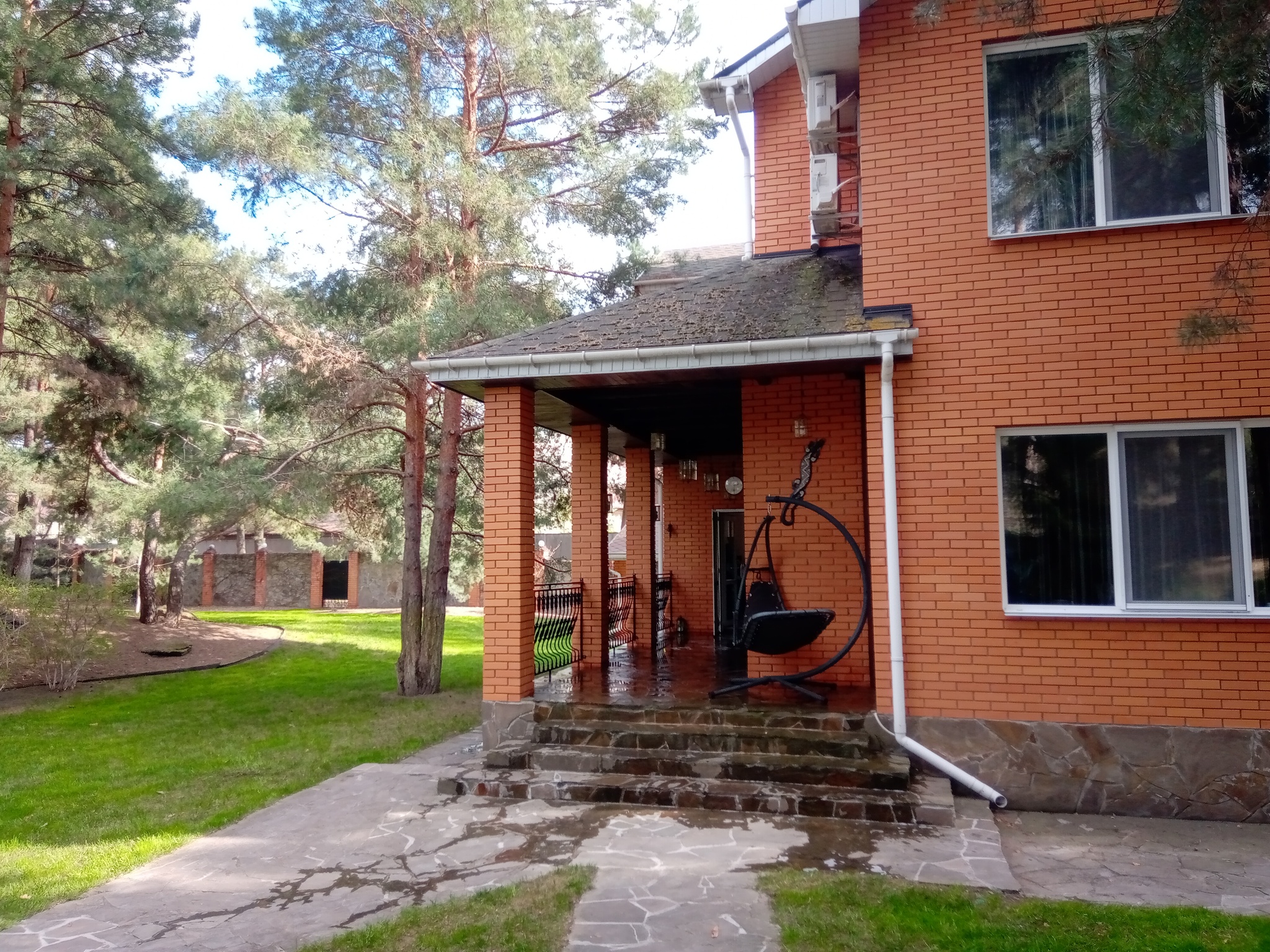 Будинок подобово 300 м², Ивана Кудри ул.