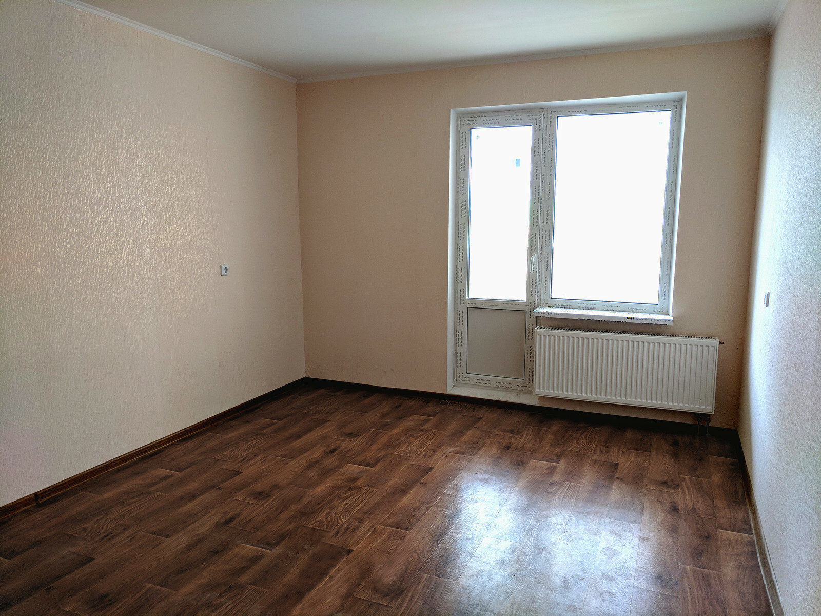 Продаж 2-кімнатної квартири 72 м², Ревуцького вул., 54