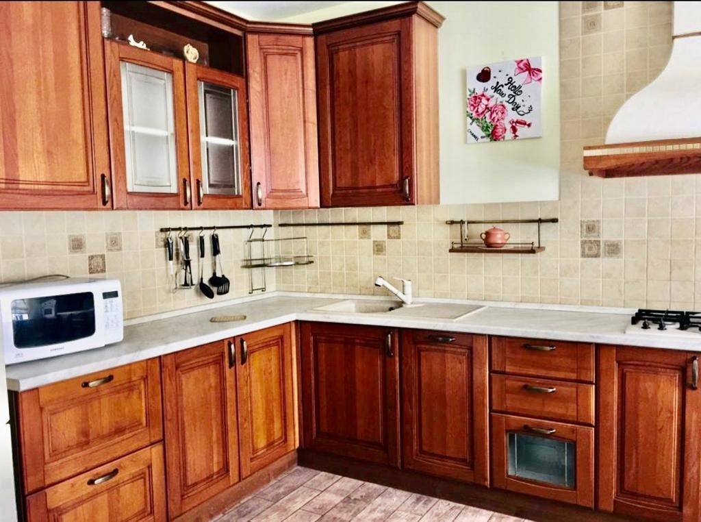 Продажа 3-комнатной квартиры 97 м², Исполкомовская ул., 24А