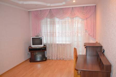 1-кімнатна квартира подобово 43 м², Пушкінська вул.