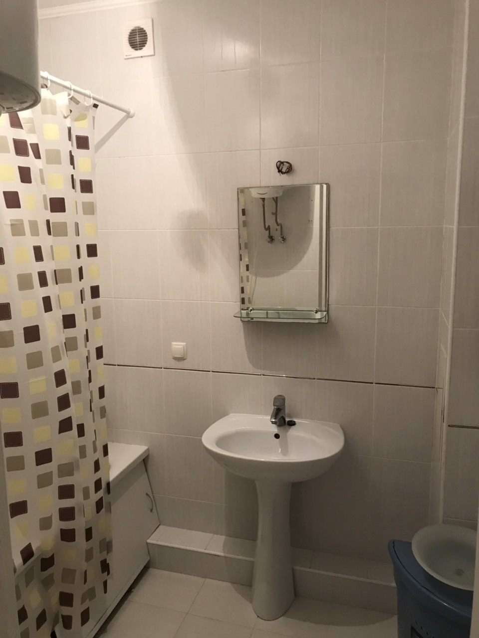 Аренда 2-комнатной квартиры 70 м², Академика Заболотного ул., папашон ул., 5/10