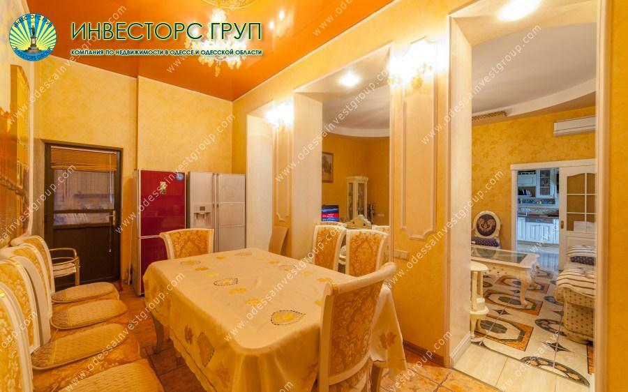 Продажа оздоровительного комплекса 1115 м², Солнечная ул., 11