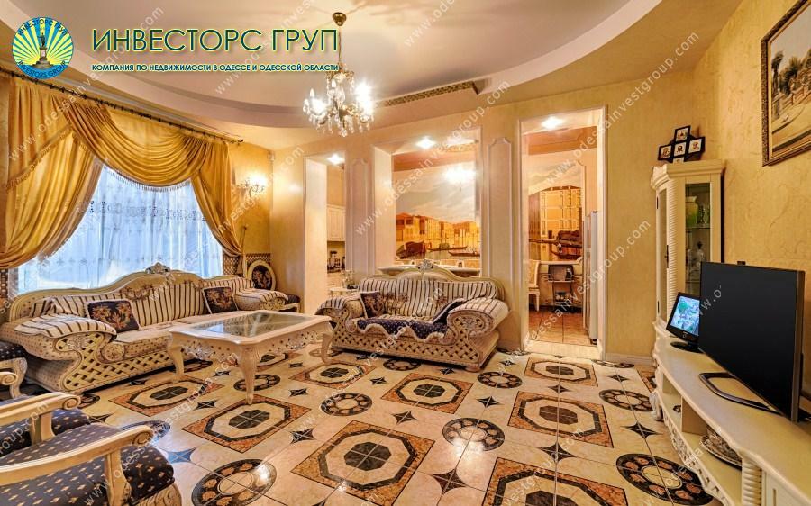 Продажа оздоровительного комплекса 1115 м², Солнечная ул., 11
