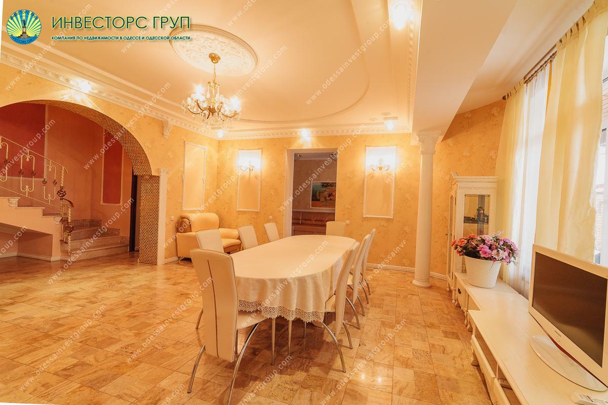Продажа оздоровительного комплекса 1115 м², Солнечная ул., 11