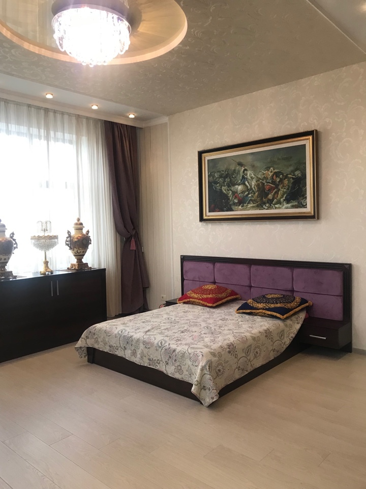 Продажа 3-комнатной квартиры 143 м², Генуэзская ул., 1А