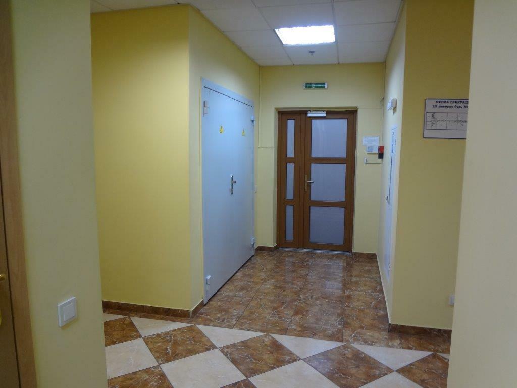 Оренда офісу 109 м², Верхній Вал вул.
