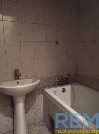 Продаж 2-кімнатної квартири 48 м², Ватманский пров.