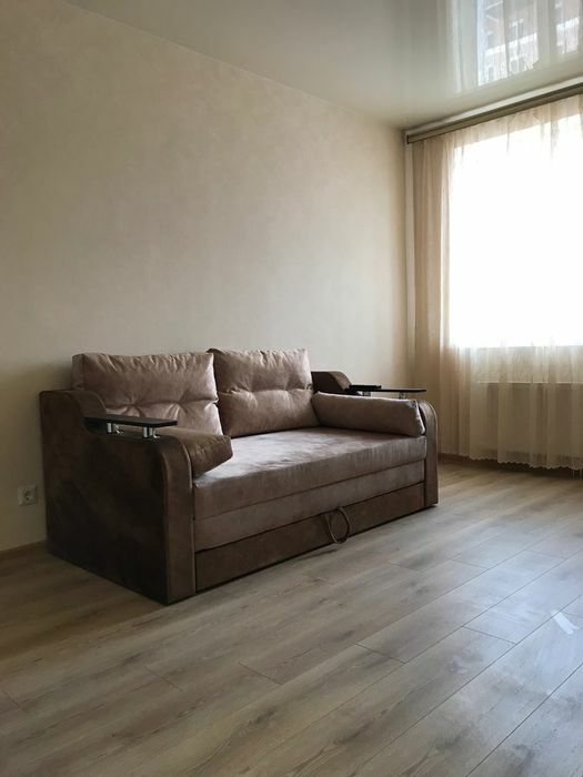 Оренда 1-кімнатної квартири 40 м², Героїв Праці вул., 32Г