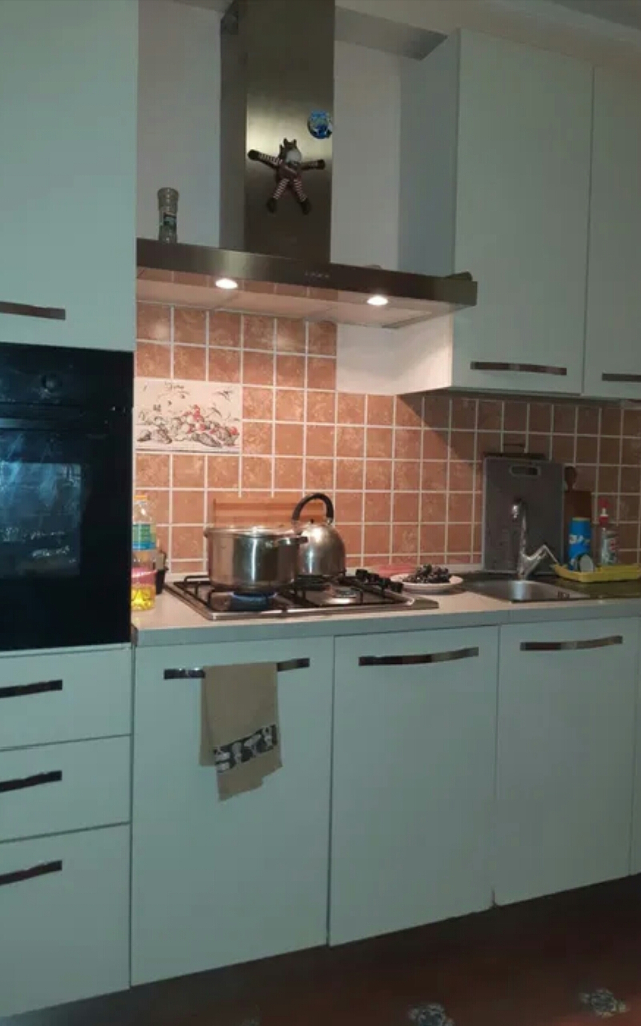 Аренда 1-комнатной квартиры 40 м², Генерала Бочарова ул., Сахарова ул., 1/10