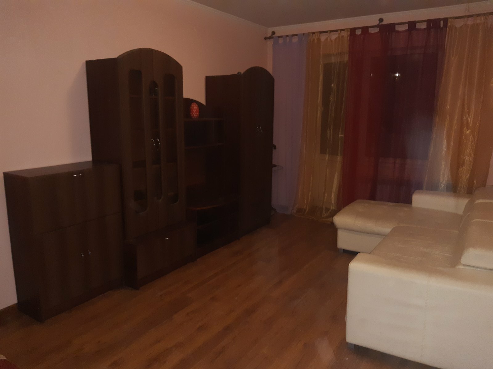 Аренда 1-комнатной квартиры 40 м², Генерала Бочарова ул., Сахарова ул., 1/10