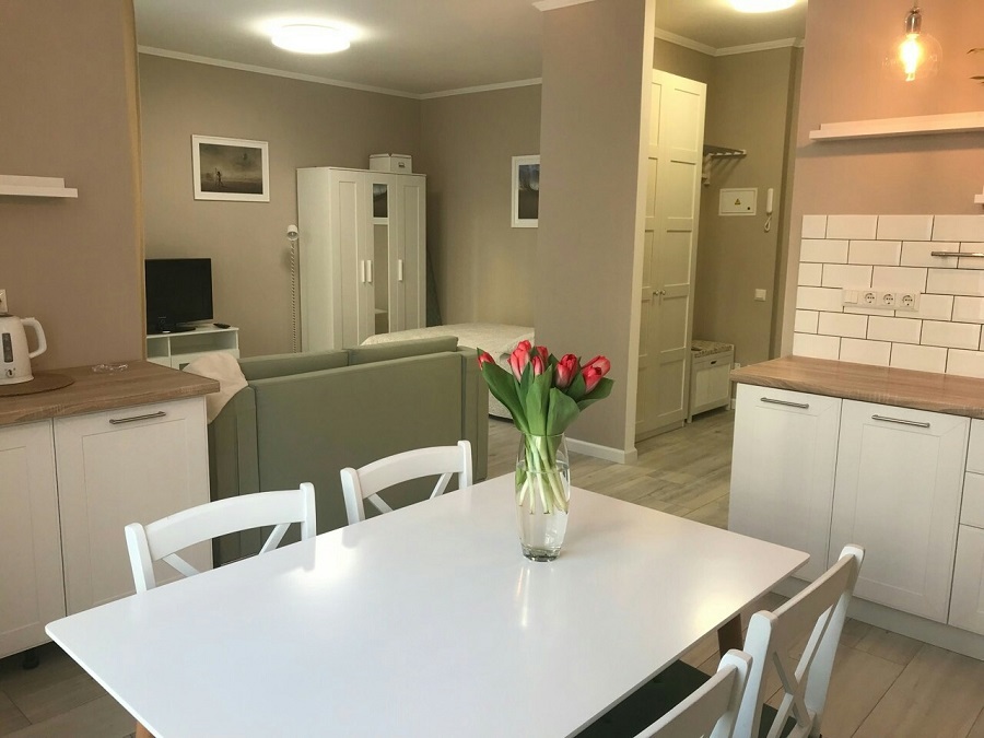 1-комнатная квартира посуточно 43 м², Практичная ул., 2