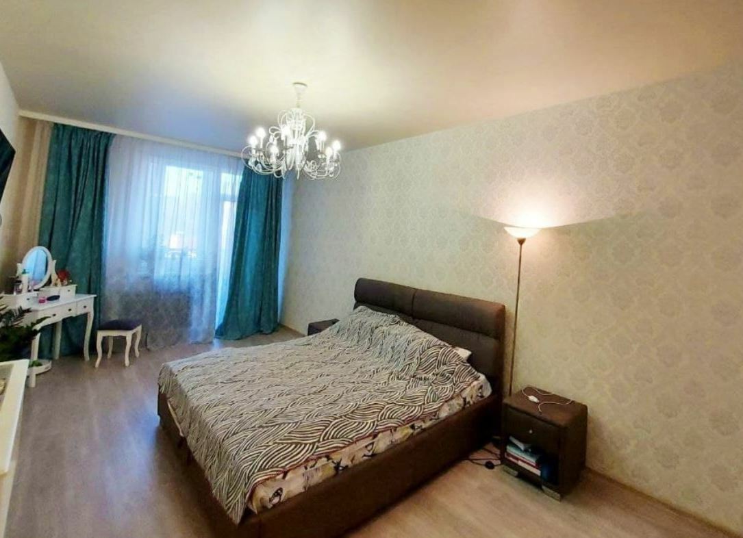 Продаж 2-кімнатної квартири 75 м², Середньофонтанська вул., 35