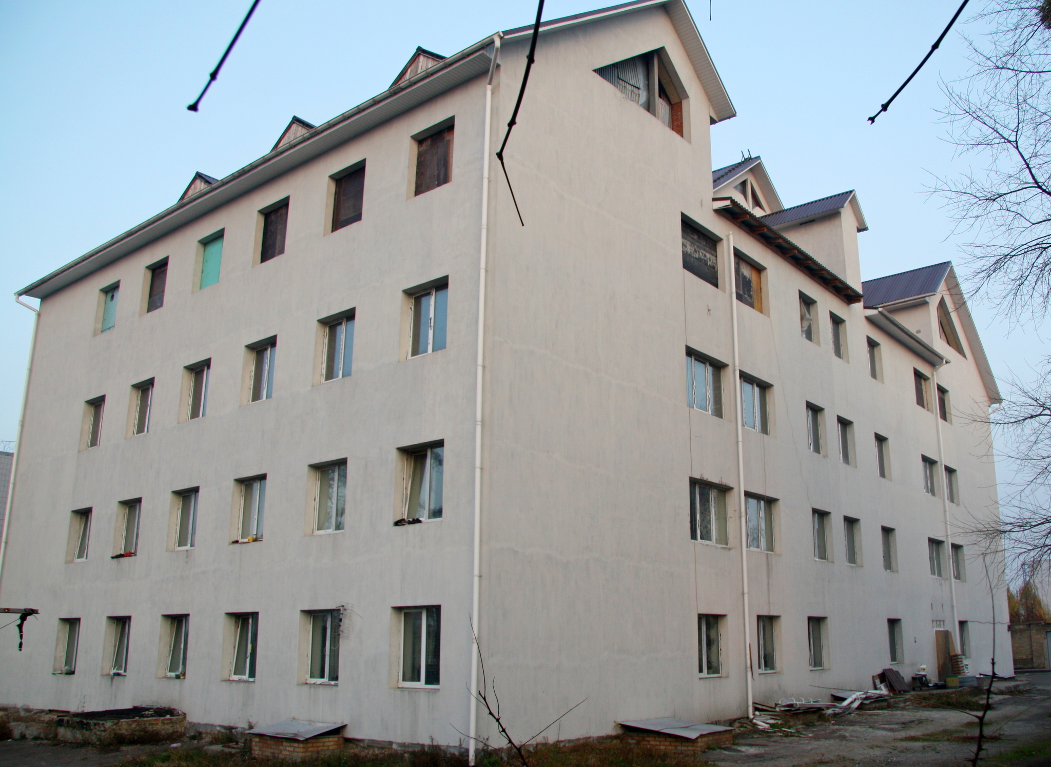 Продажа отдельно стоящего здания 4025 м², Оросительная ул., 5
