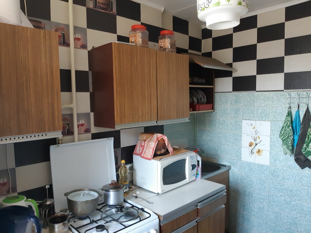 Продаж 3-кімнатної квартири 64 м², Крымская вул., 1