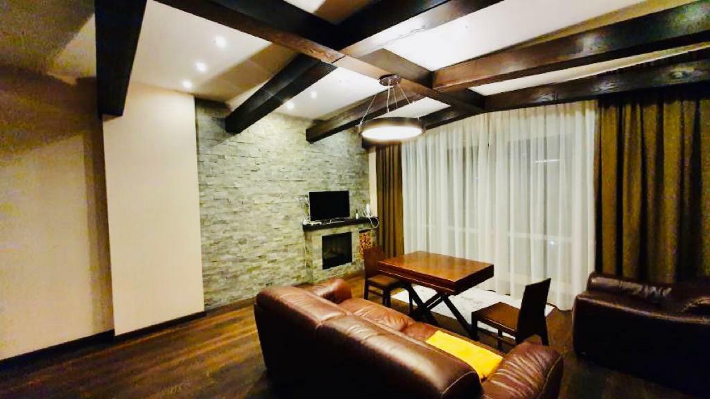 Продаж 3-кімнатної квартири 95 м², Олександра Поля просп., 16