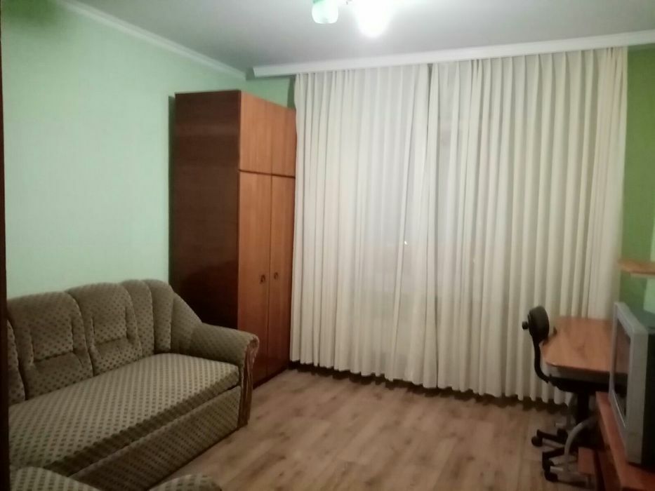 Оренда кімнати/частини квартири, Володимира Маяковського просп.