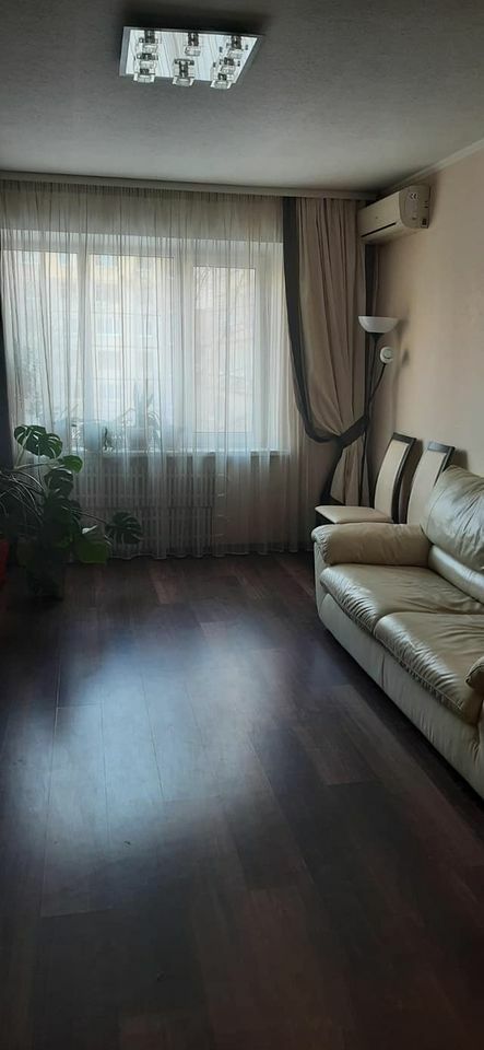 Аренда 3-комнатной квартиры 70 м², Героев просп., 4