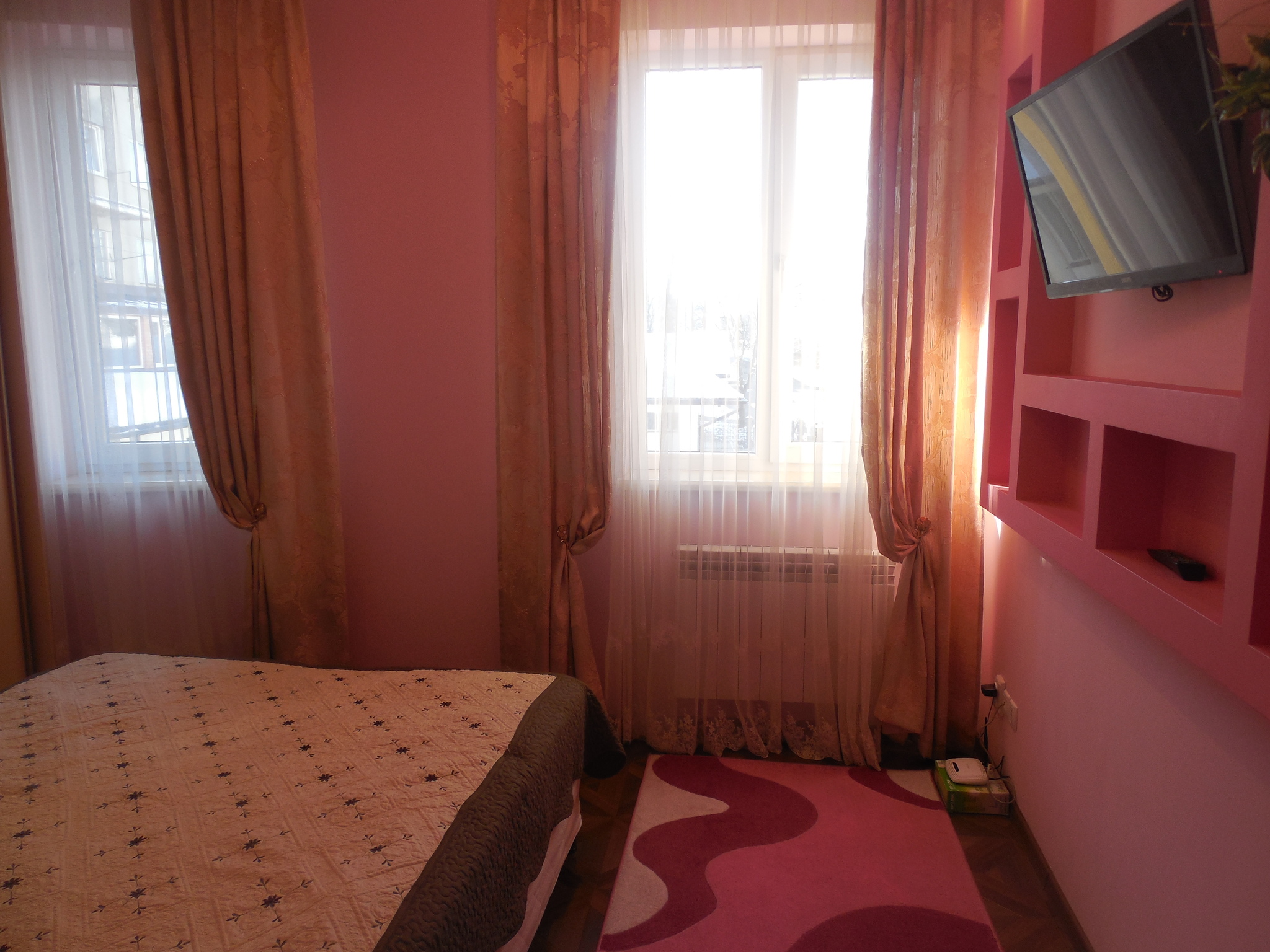 2-кімнатна квартира подобово 58 м², Володимира Івасюка вул., 7А