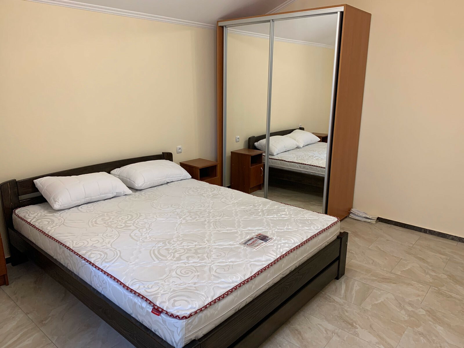 Продаж готелю 347 м², Компасный пров.