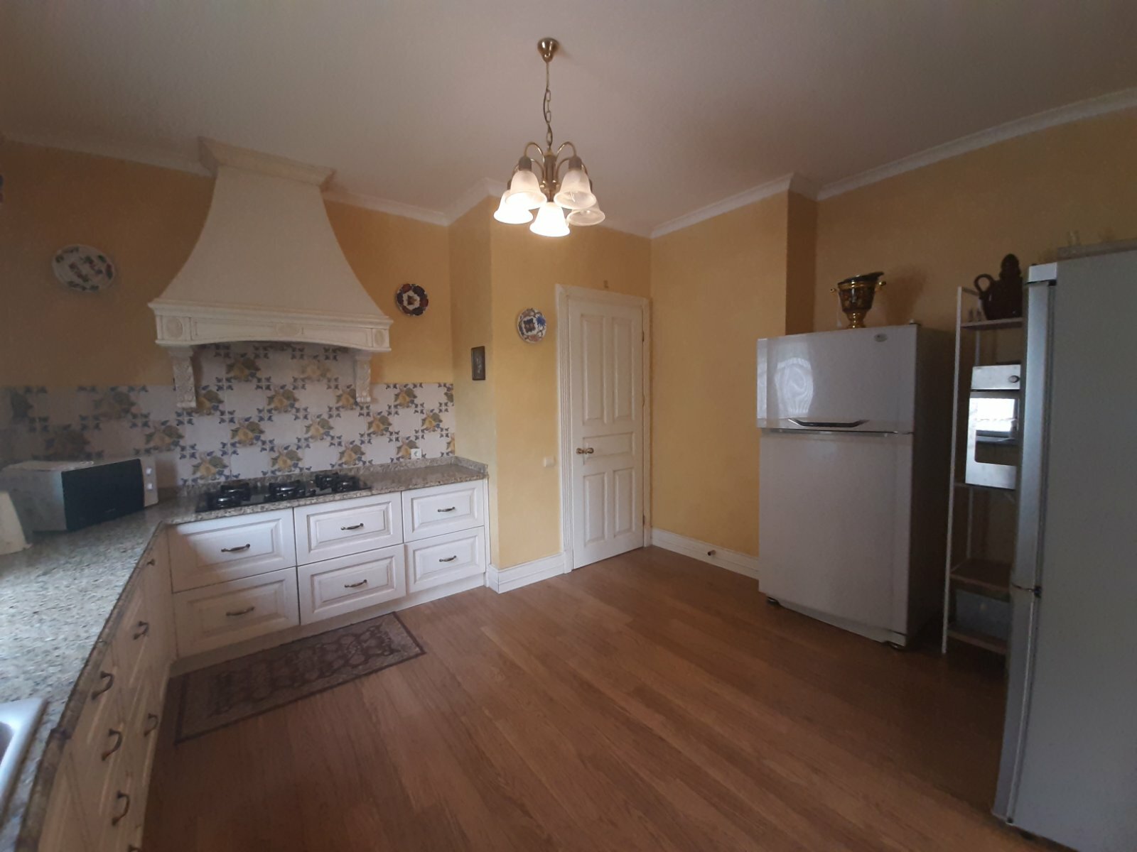 Будинок подобово 500 м²
