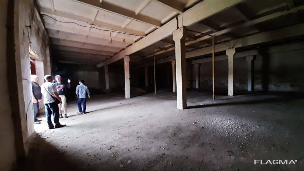 Продаж складу 2585 м², Локомотивная вул.