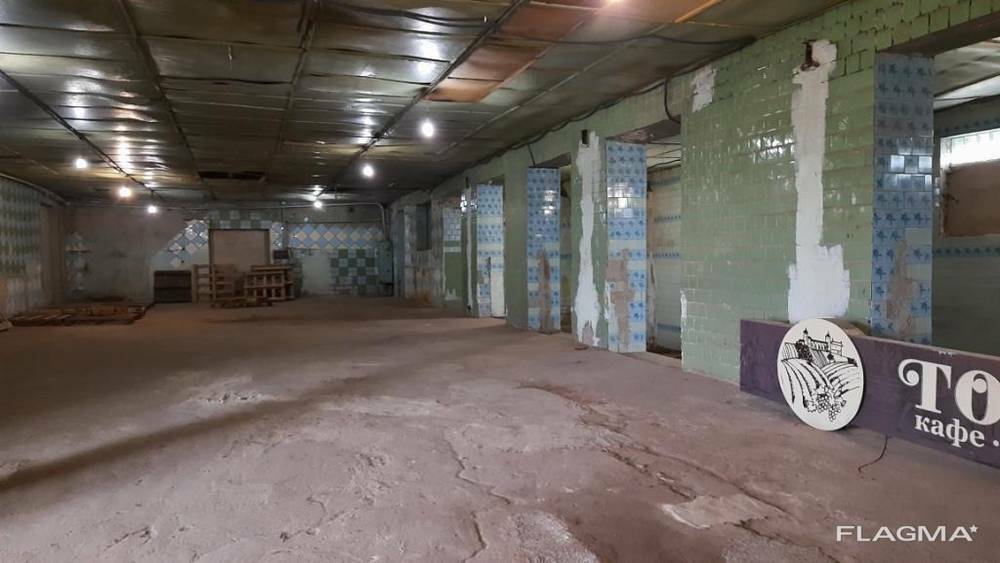 Продаж складу 2585 м², Локомотивная вул.