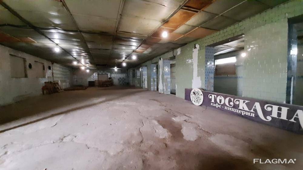 Продаж складу 2585 м², Локомотивная вул.
