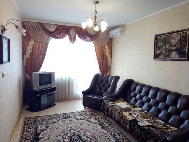 Продажа 3-комнатной квартиры 68 м², Валерьяновская ул., 21Б