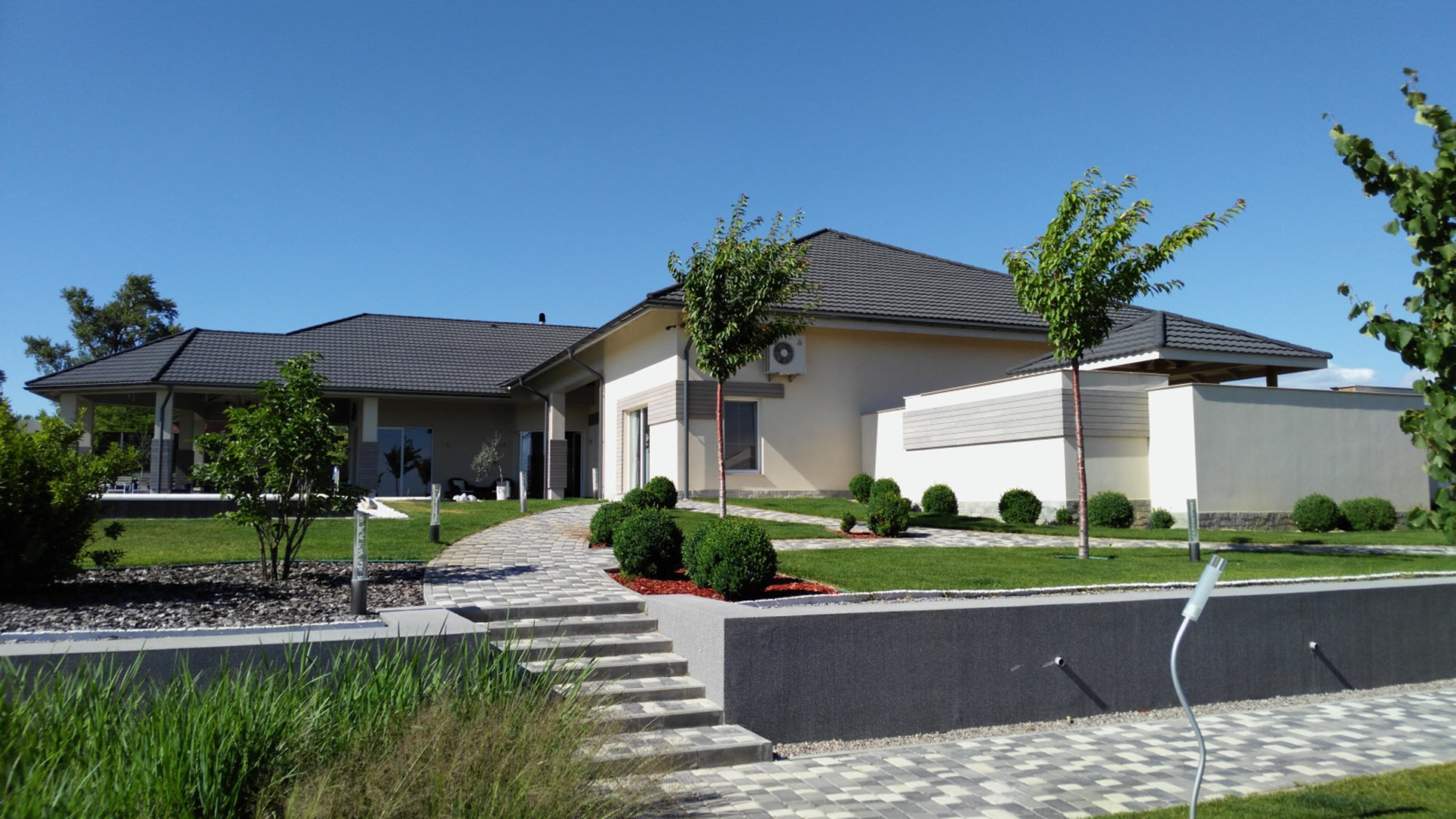 Продаж вілли 830 м², Лісова вул., 12